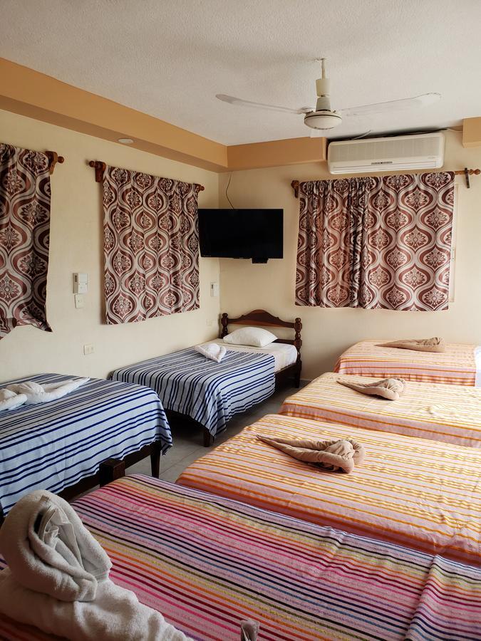 Hotel Cuarto Camino 신데 델 카르멘 외부 사진