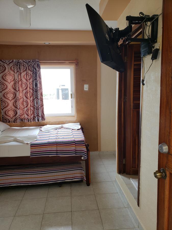 Hotel Cuarto Camino 신데 델 카르멘 외부 사진