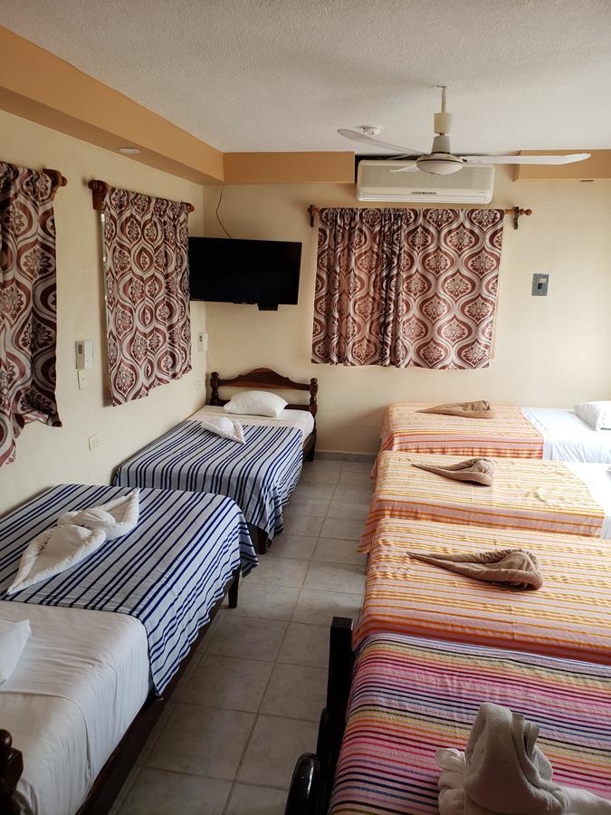 Hotel Cuarto Camino 신데 델 카르멘 외부 사진